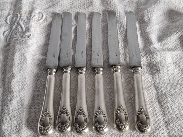 12 couteaux anciens - orfèvre A Frenais Paris