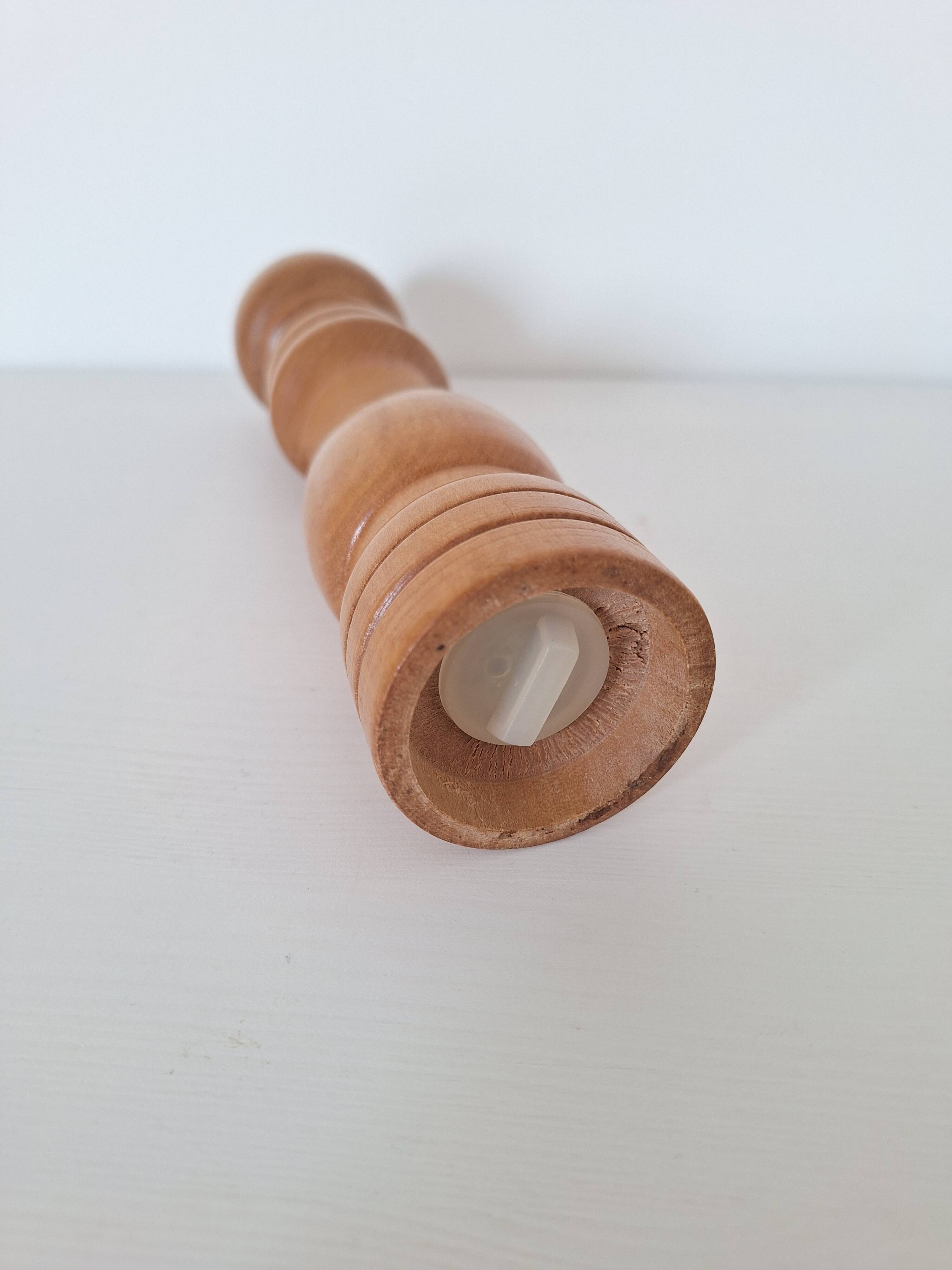 Wooden salt shaker