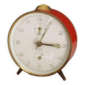 Mechanical alarm clock “Repeto”