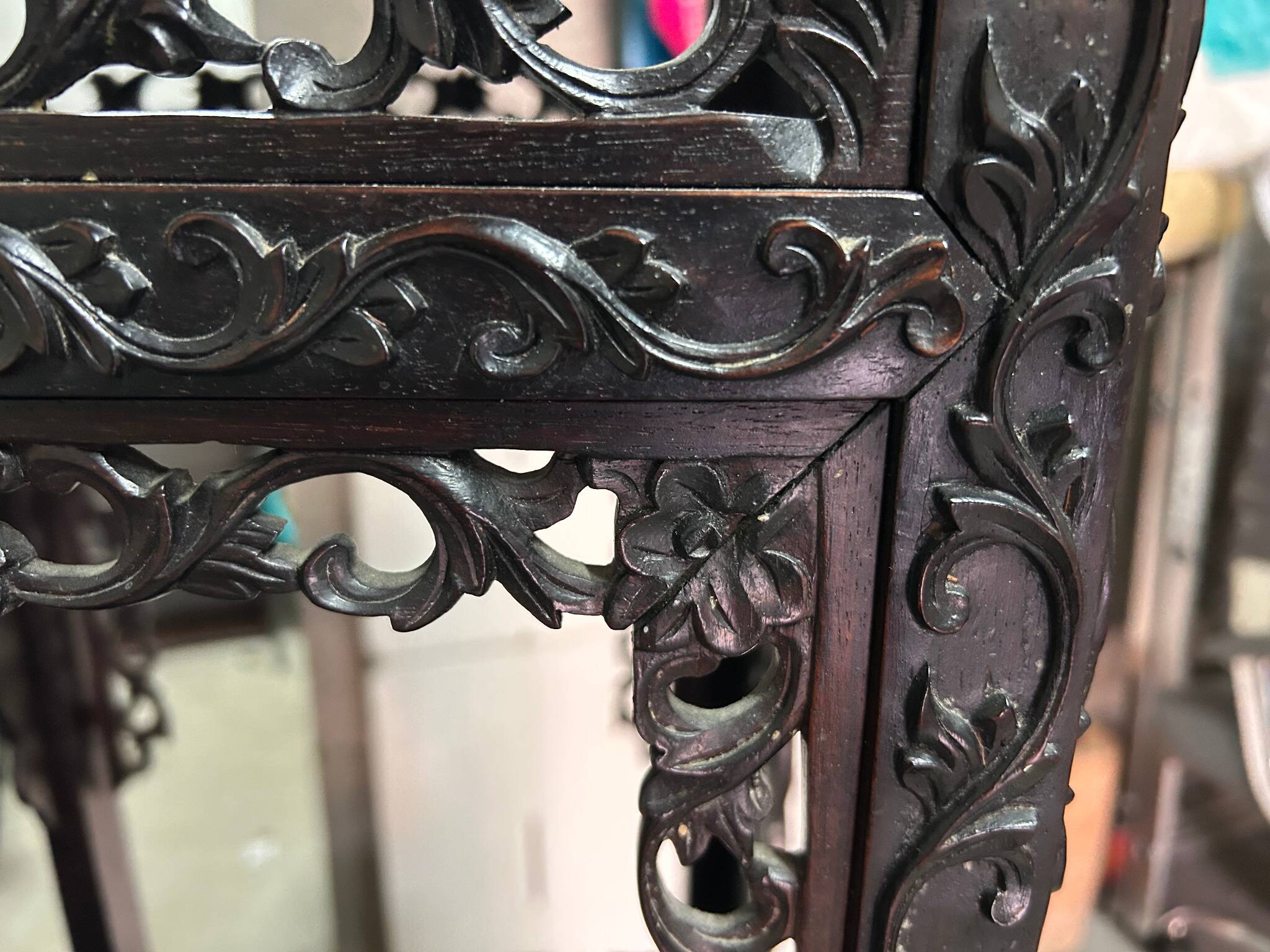 Richly carved antique Chinese display shelf – 19th century