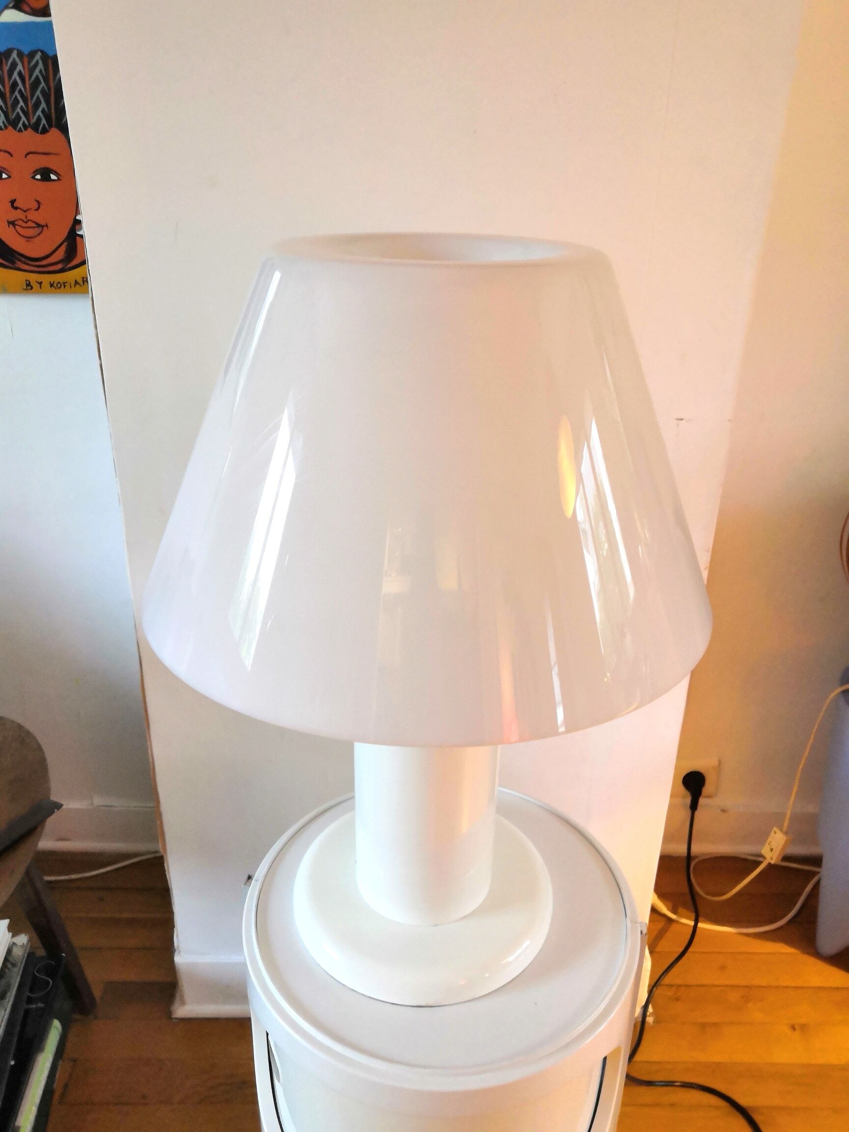 Lamp Harvey Guzzini model 0532 design 70s