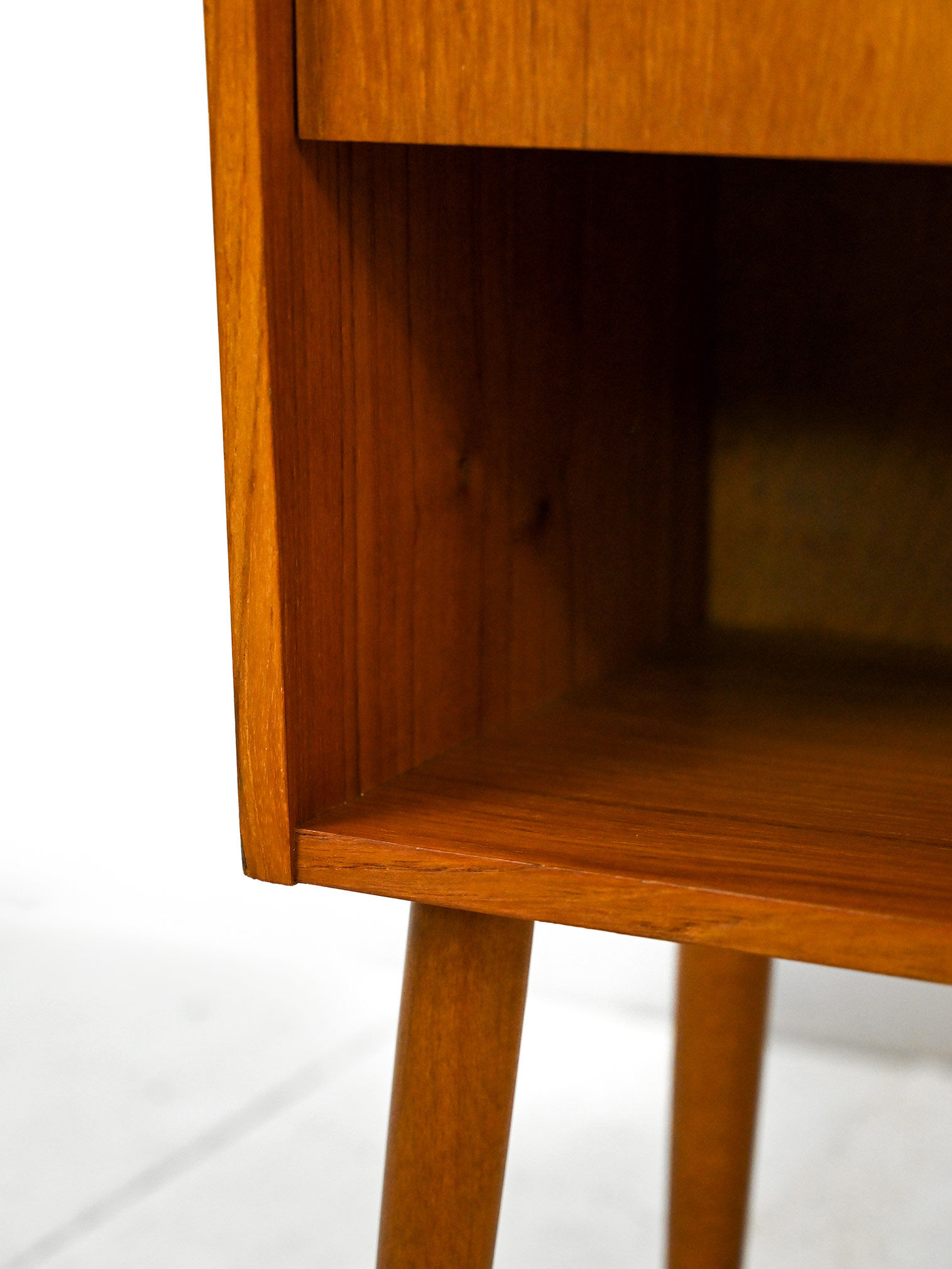 Nordic nightstand 50s