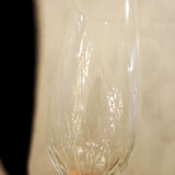 10 anciennes flutes à champagne en verre transparent