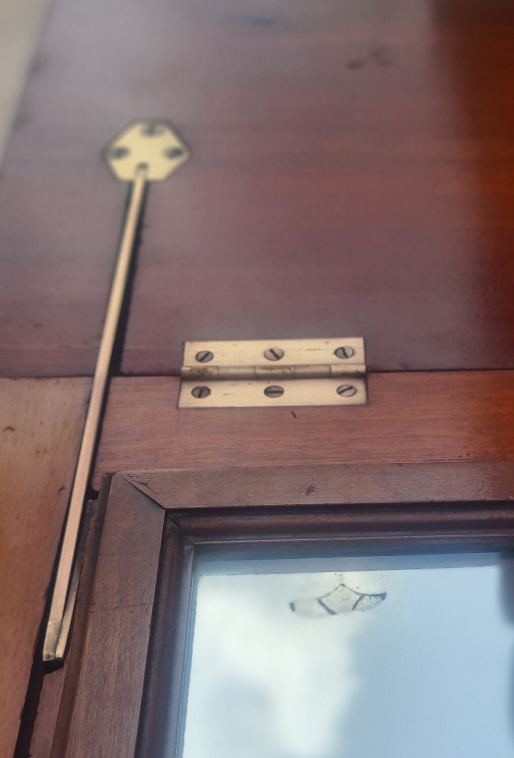 Mahogany tea table