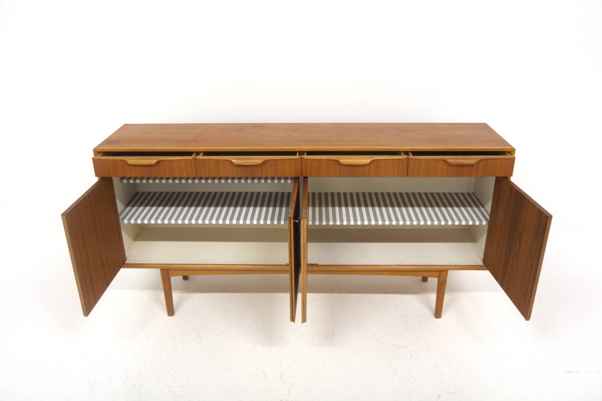 Enfilade scandinave en teck et chêne "Reno", Bertil Fridhagen, Bodafors