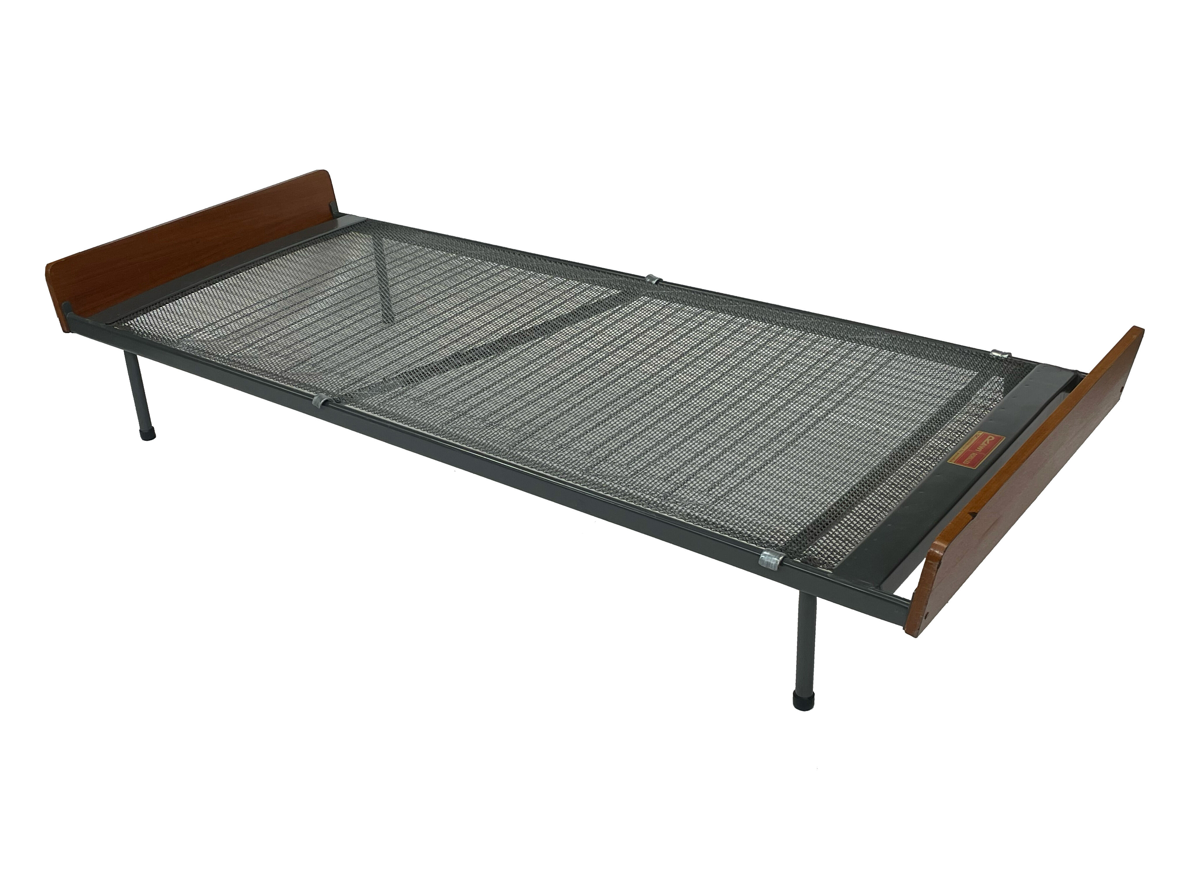 Vintage daybed of the 1960s Netherlands minimalist design