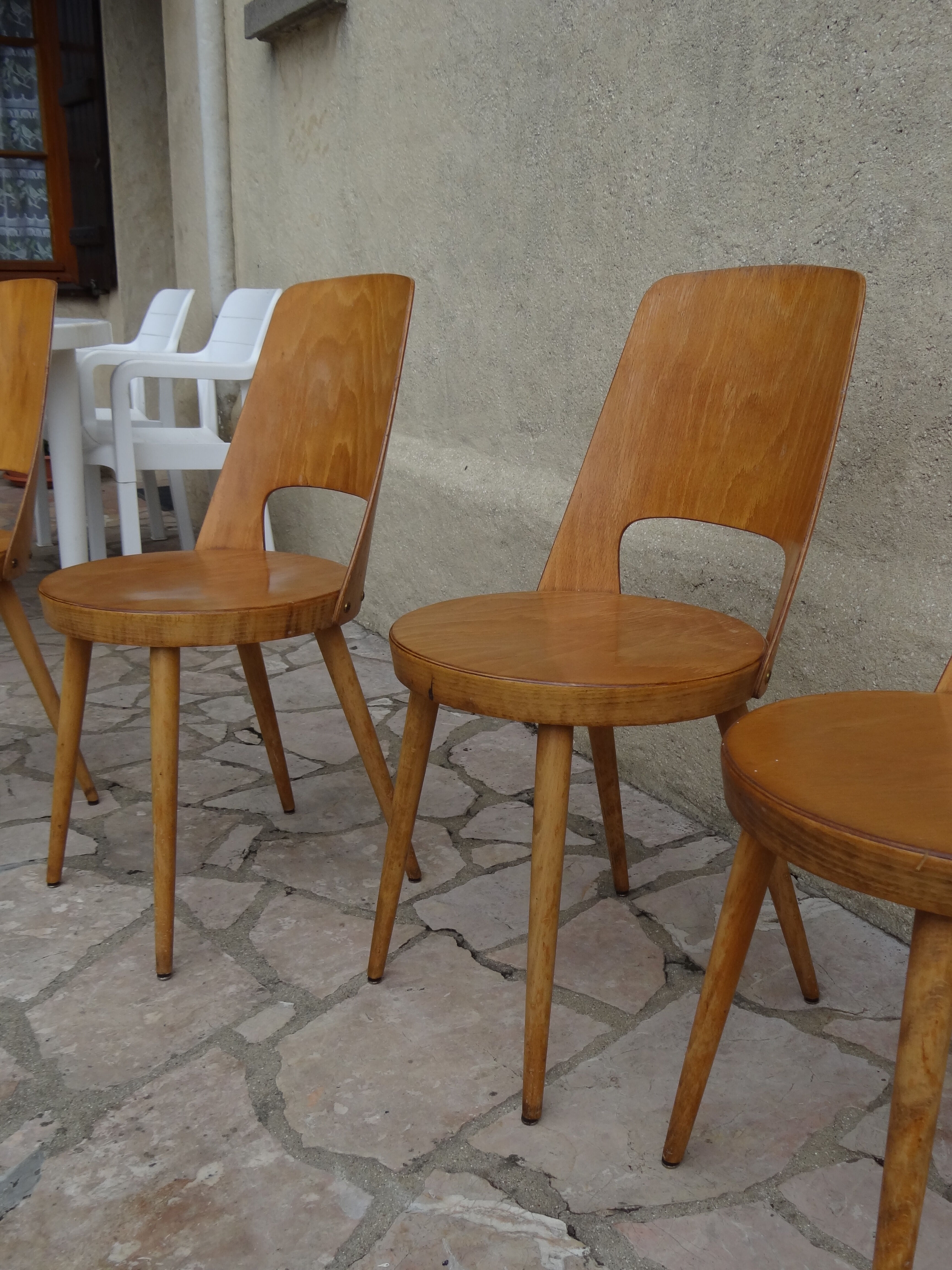 Suite of 4 chairs Baumann model «Mondor»