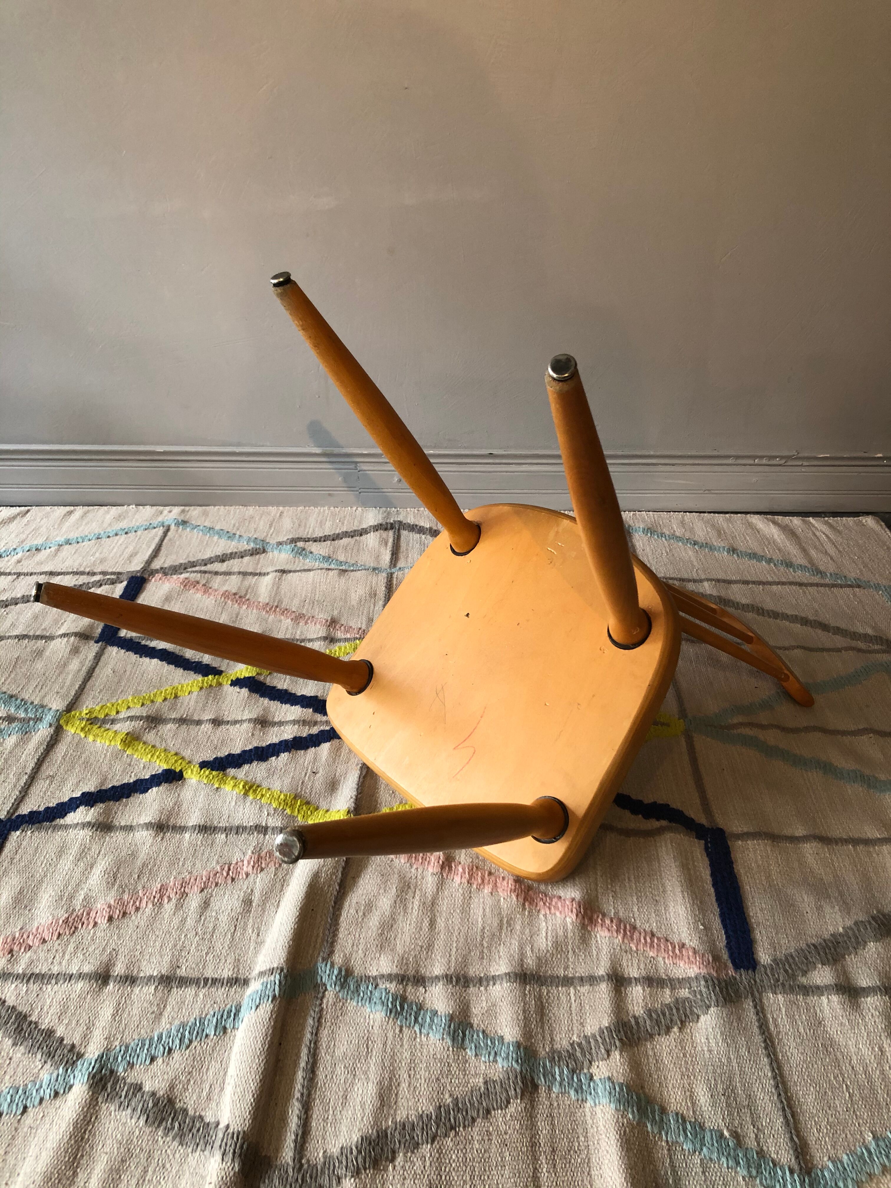 Suite of 4 vintage chairs