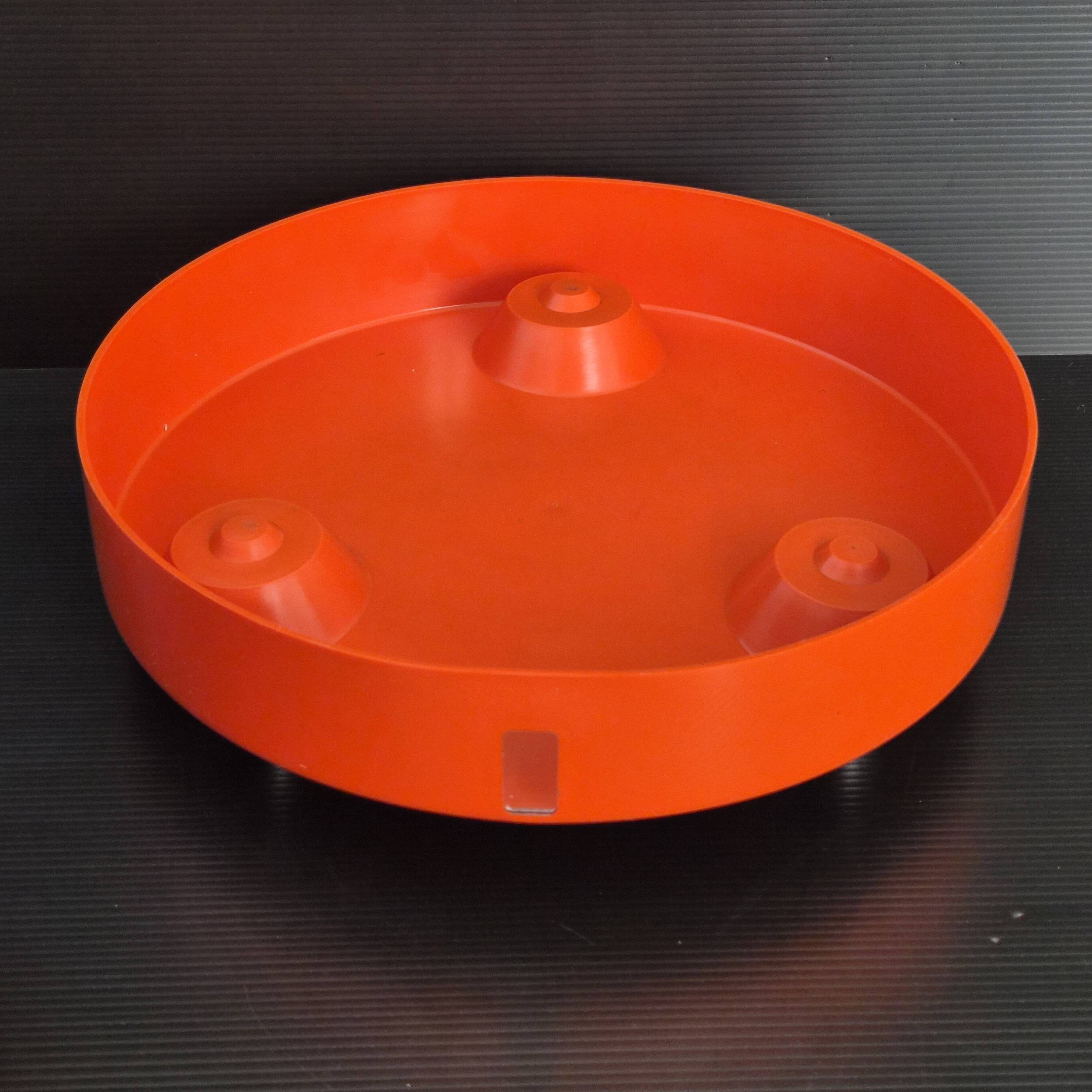 Vintage Vega planter by Nena Balsari for Vastill 1970