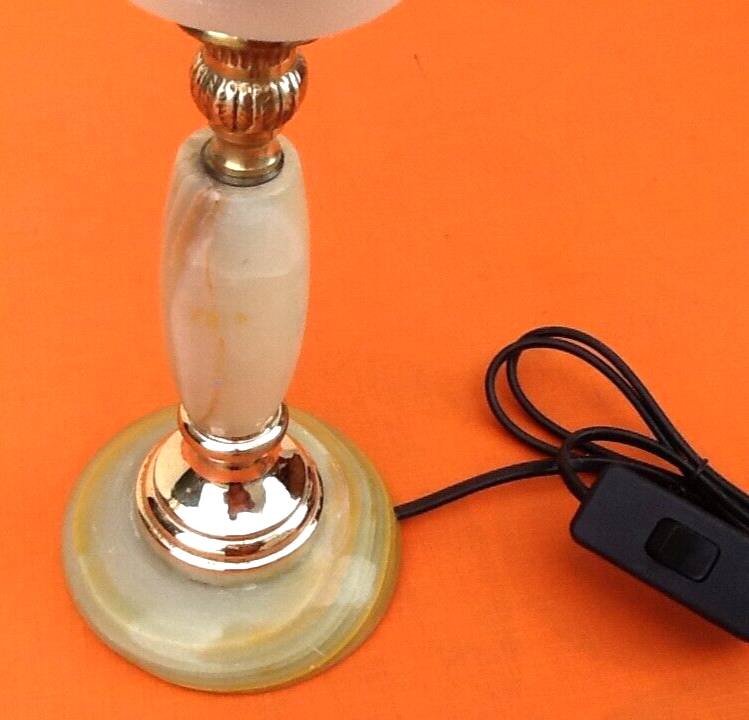 1970s Tulip table lamp Onyx stone and brass Tulip shaped lampshade
