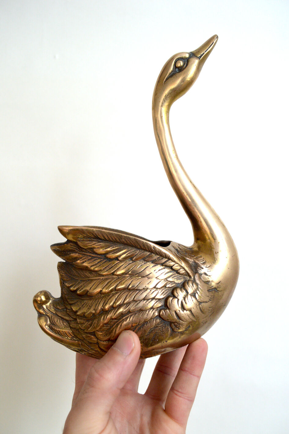 Brass swan pot cover