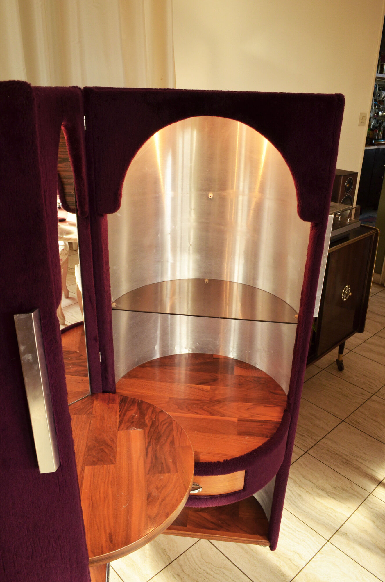 70's moumoutte dressing table, distributed by Roche Bobois
