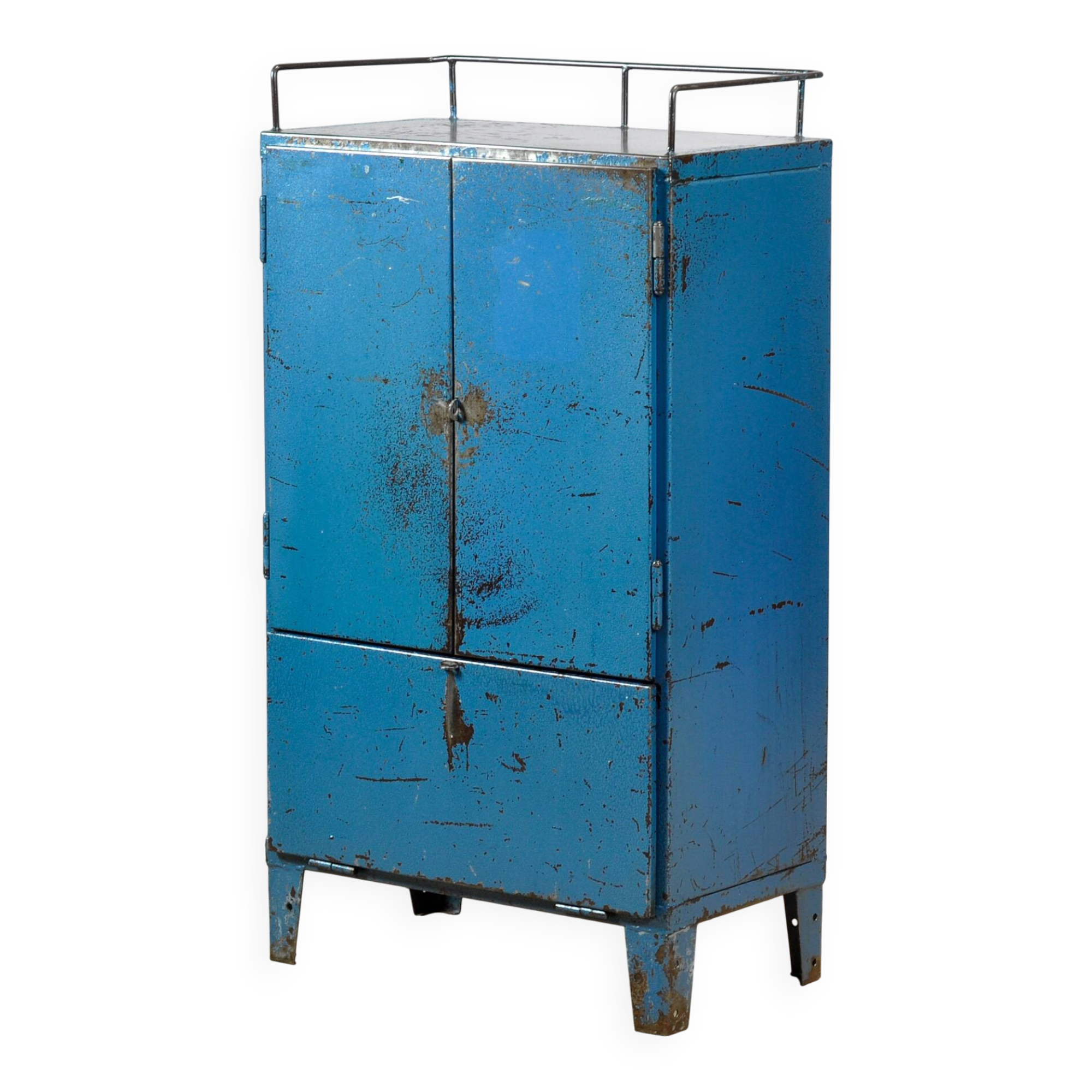 Armoire industrielle à quatre tiroirs des années 1970