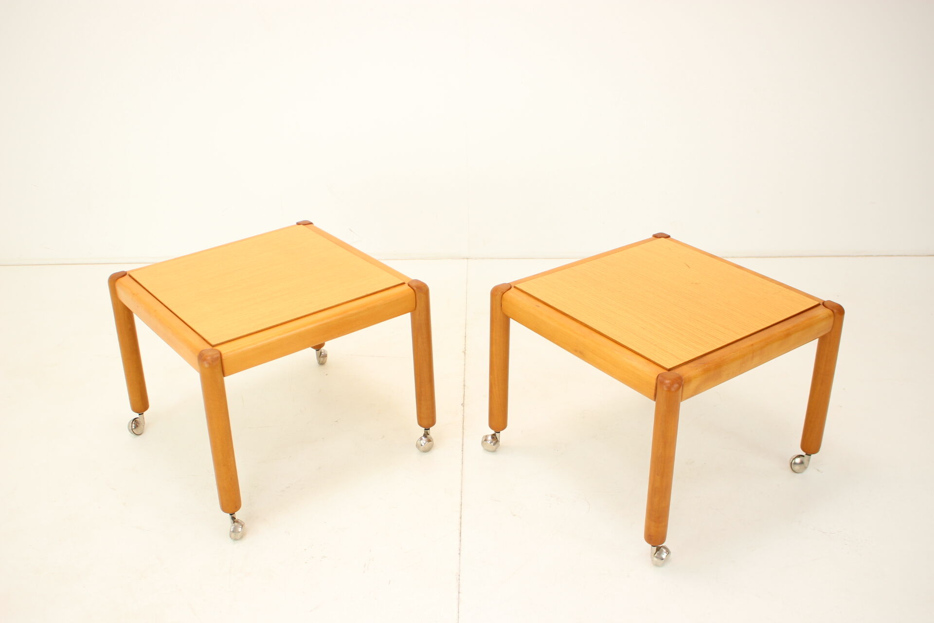 1970s Mobile Conference Table, Manufacturer - TON, Czechoslovakia