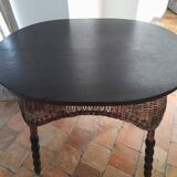 Table with turned wooden base