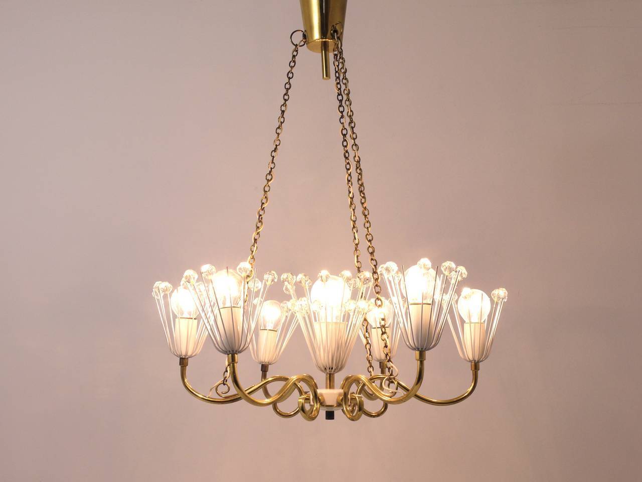 Emil Stejnar brass chandelier from the mid-century, Rupert Nikoll Vienna, Austria, 1950s.