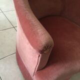 Pink toad armchair