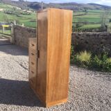 Asymmetrical cabinet