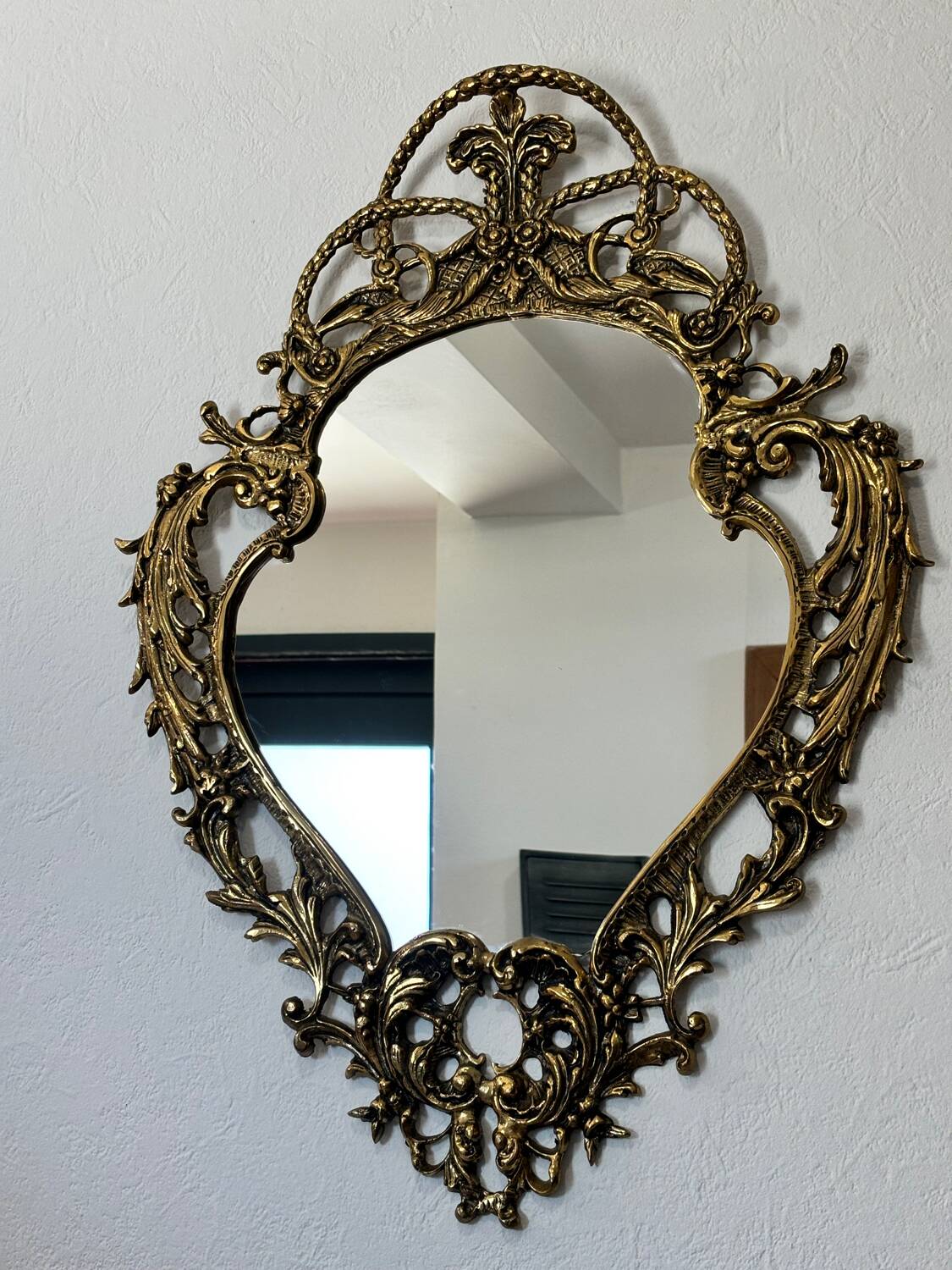 Miroir en bronze doré
