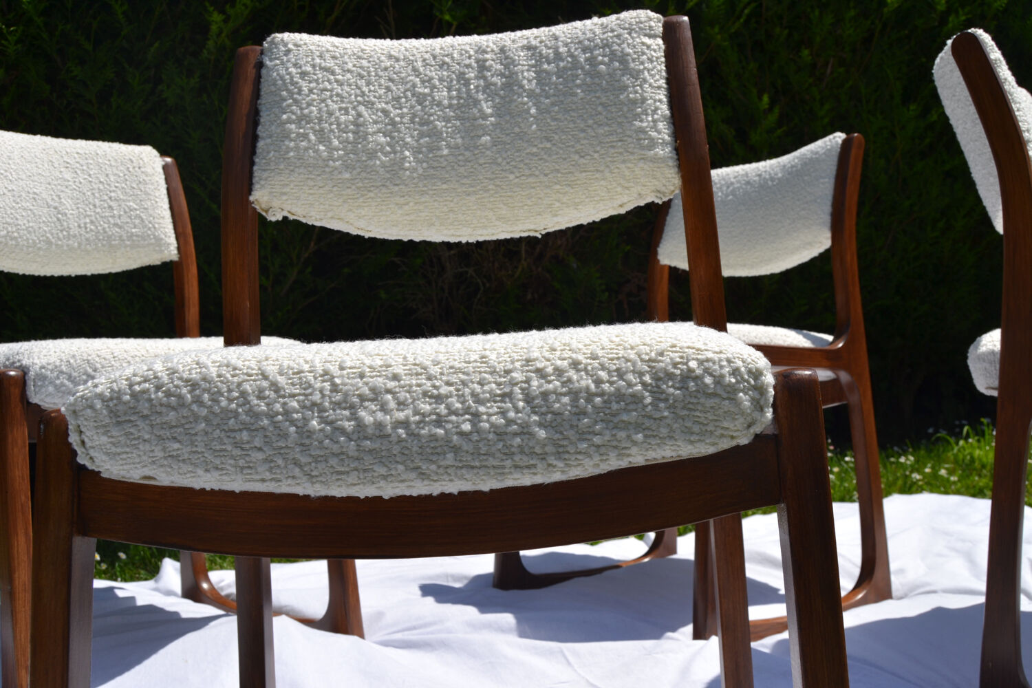 4 Baumann sleigh chairs