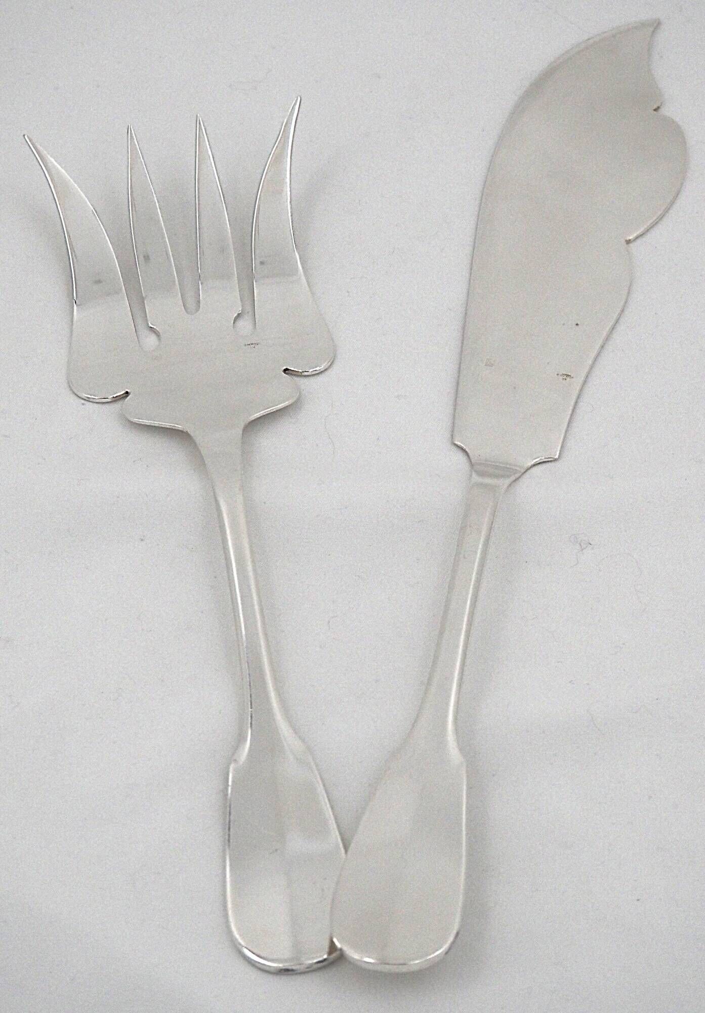Ercuis Valois, Uniplat fish cutlery set 26 pieces silver-plated, excellent condition.