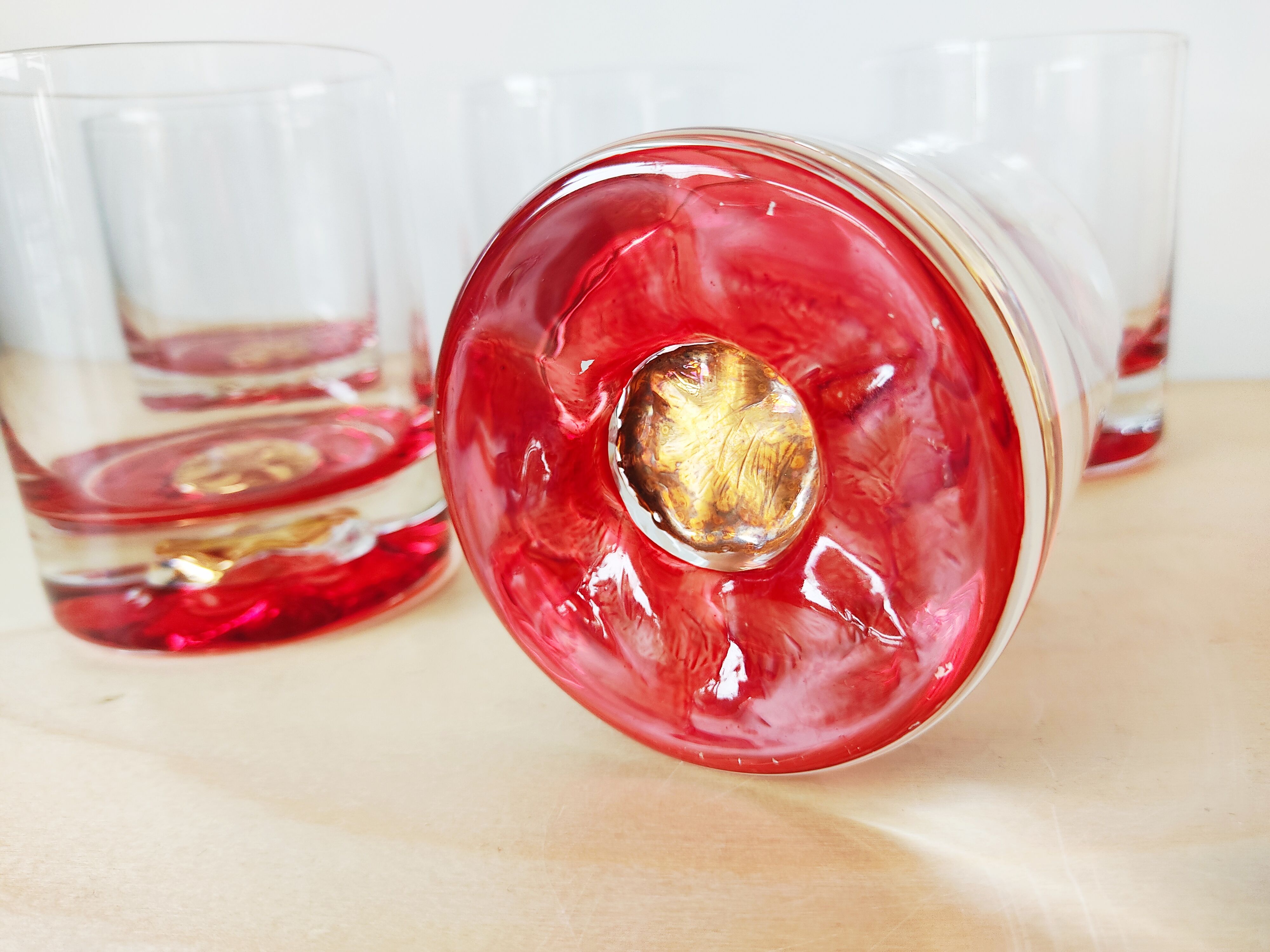 Set of 5 gold-lozenges whiskey glasses