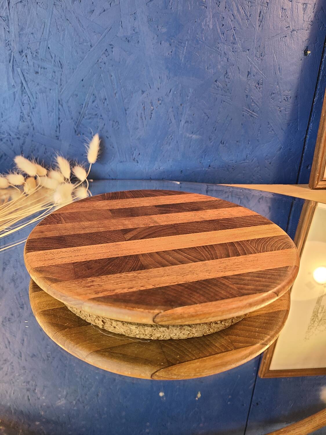 Vintage trivet in olive wood