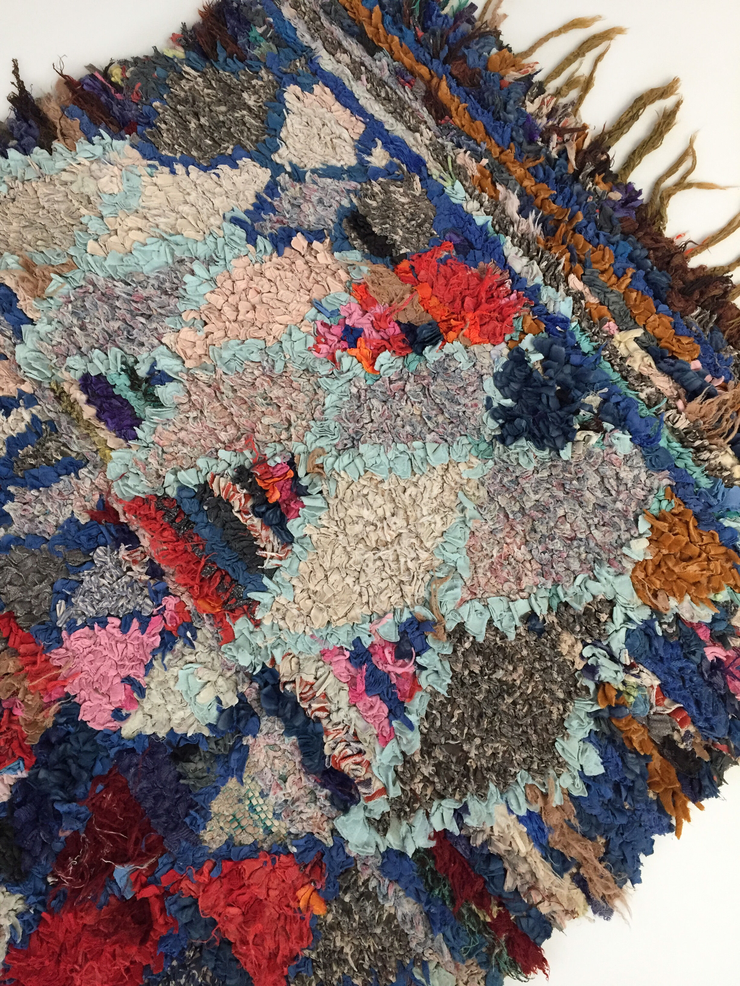 Moroccan berber carpet boucherouite 161x92cm