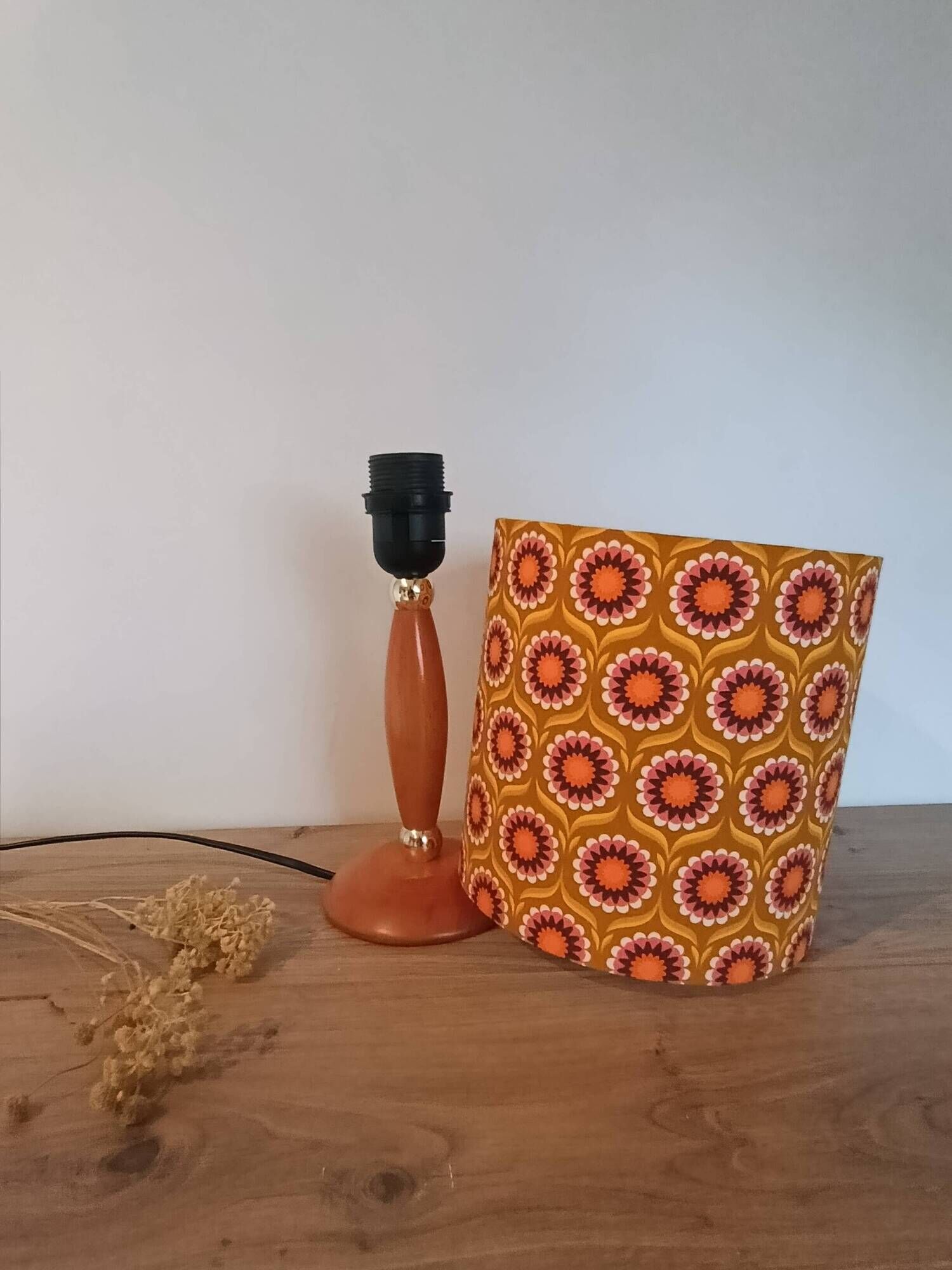Mid-century wooden table lamp, retro-pop saffron print