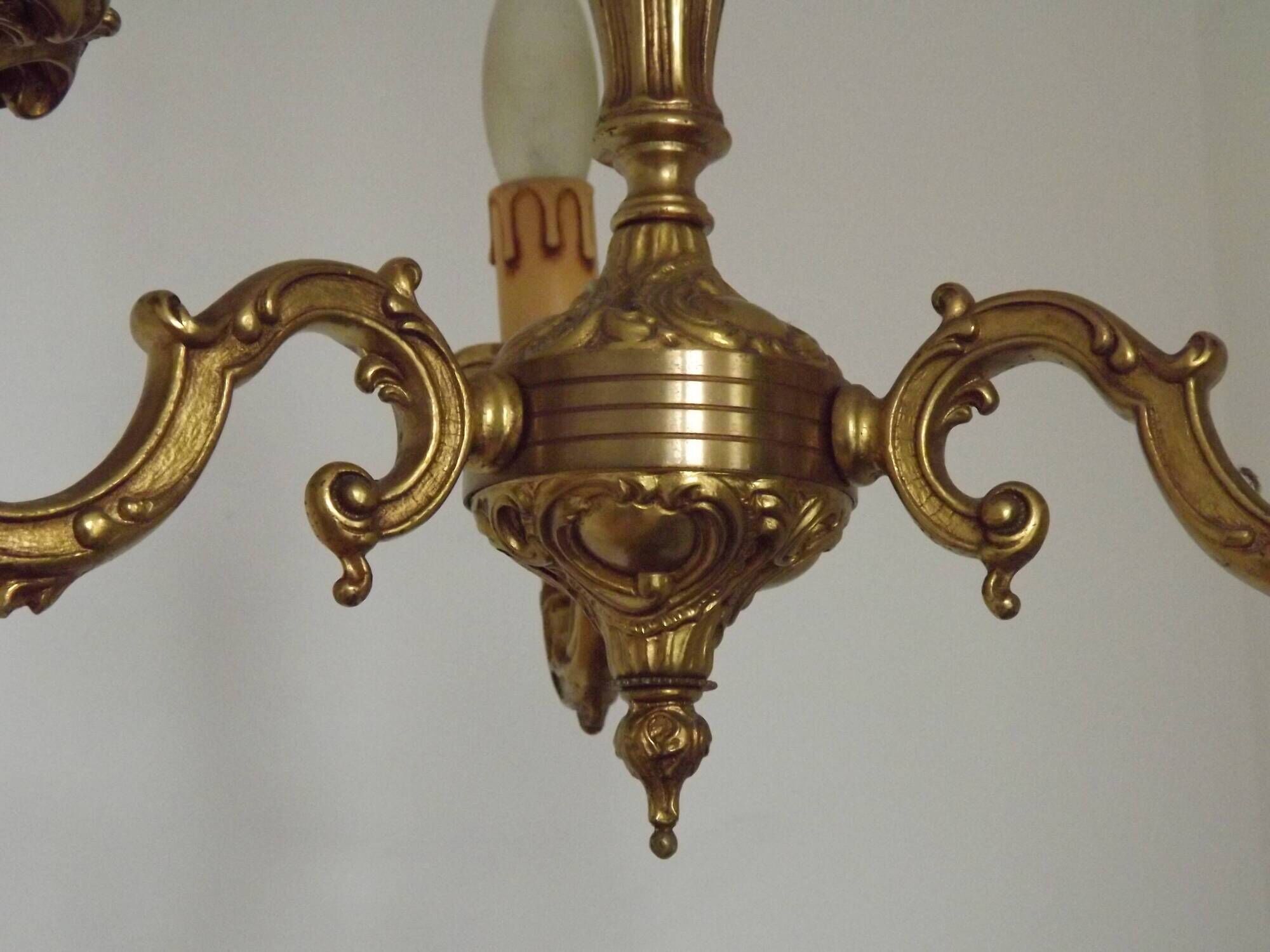 Quality Stamped Bronze French Mid-Century 3-Light Traditional Chandelier