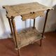 Table d’appoint Art nouveau en bois gravé avec tiroir, vers 1900