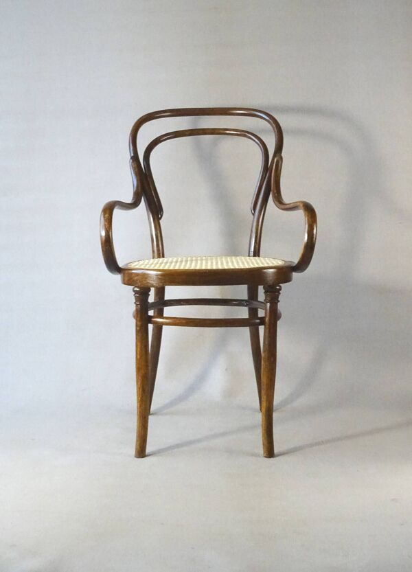 Fauteuil bistrot canné N°14 , par Hofmann 1895, Art nouveau .