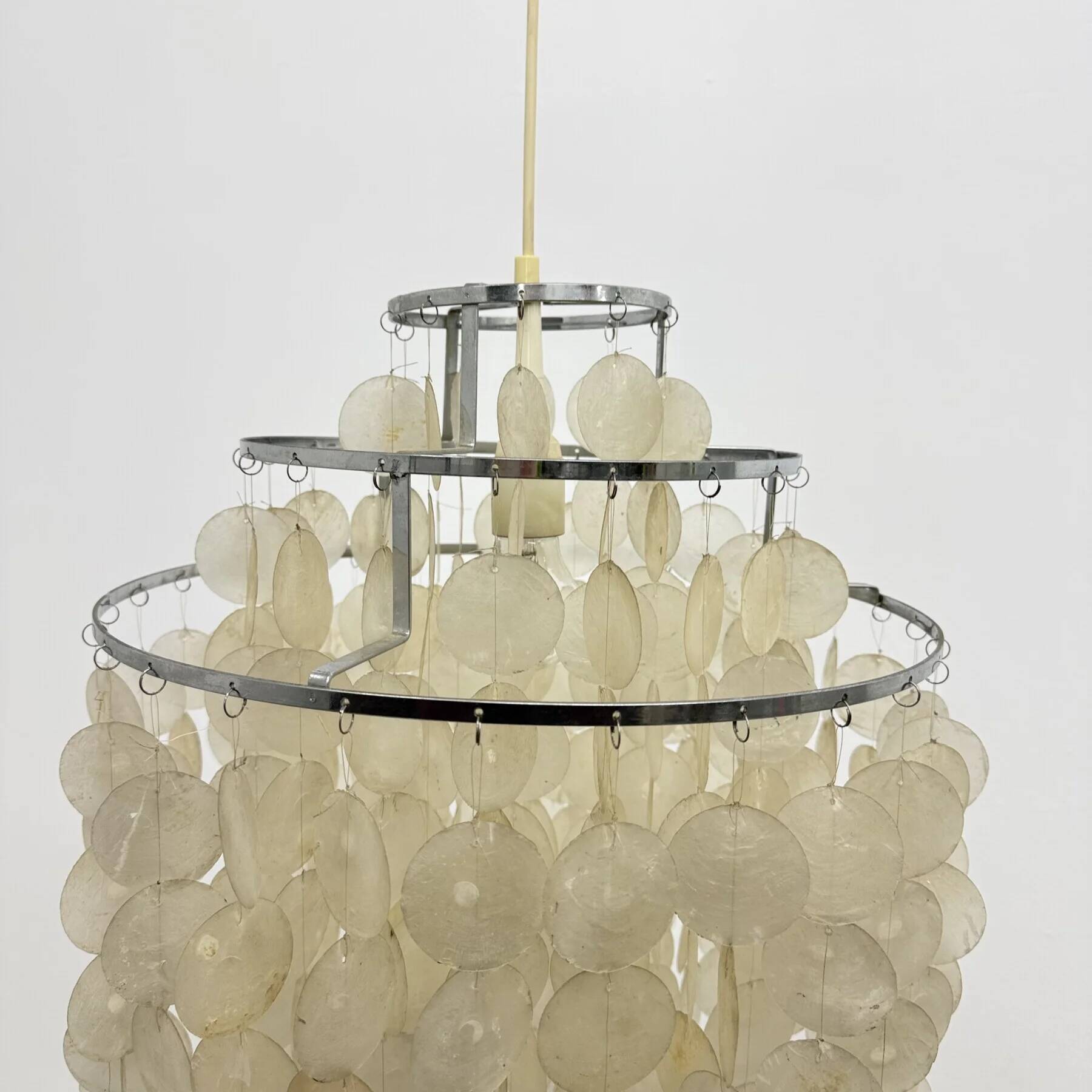 Mid-century mother of pearl Capiz shell Verner Panton style hanging lamp, 1970s