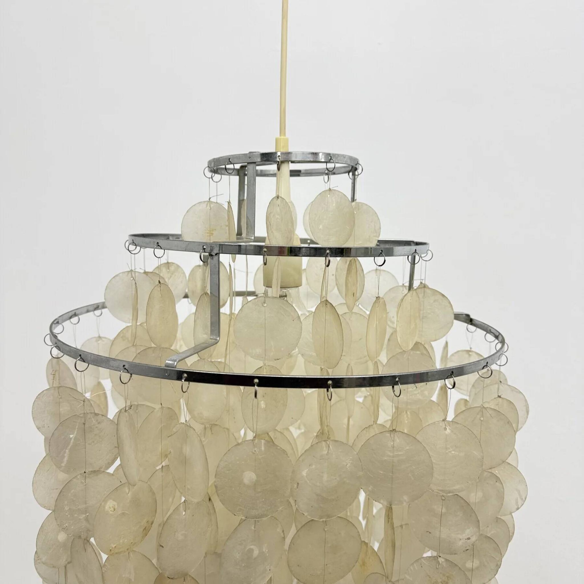 Mid-century mother of pearl Capiz shell Verner Panton style hanging lamp, 1970s