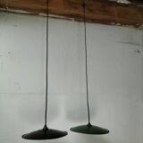 2 suspensions en tôles émaillées