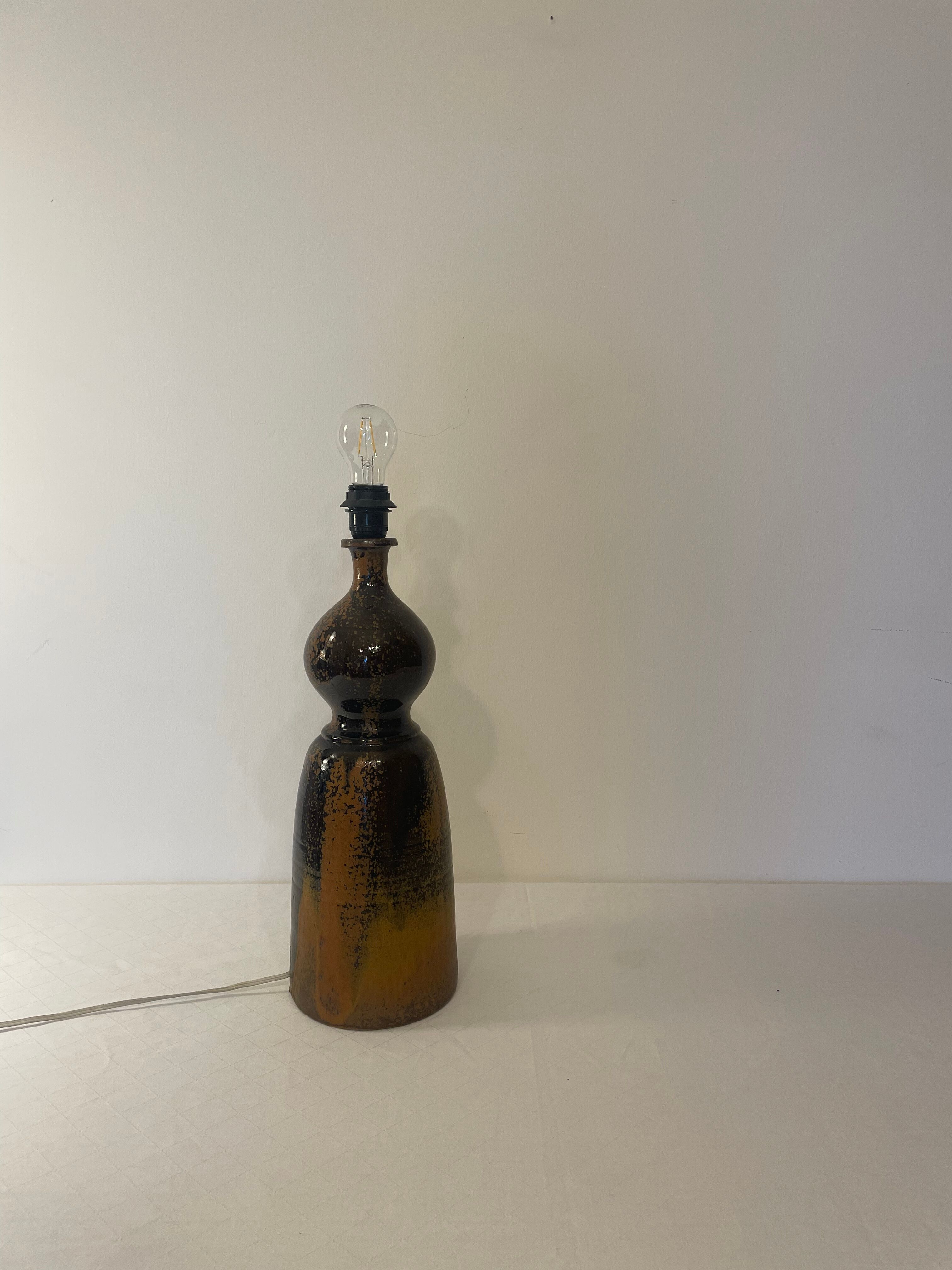 Large Arpot ceramic lamp stand