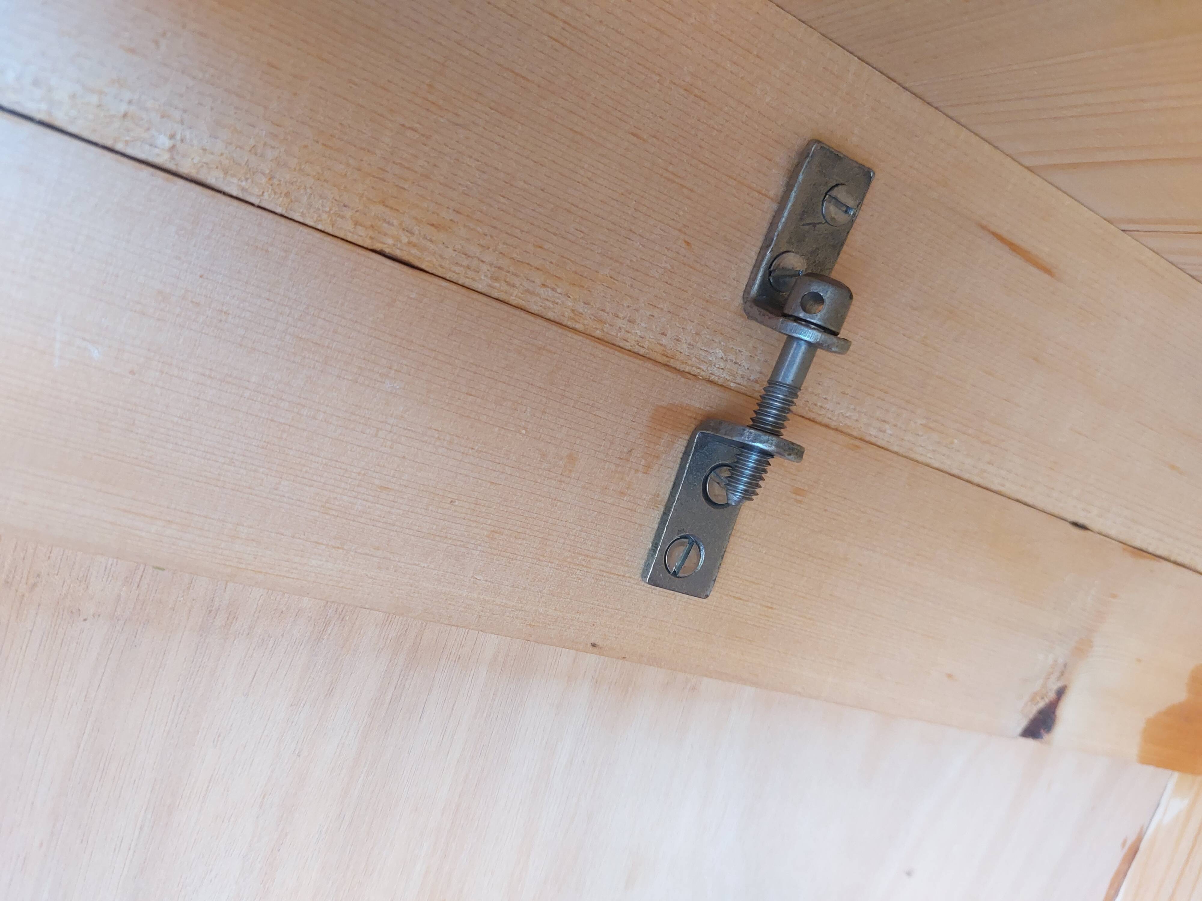 triple function wardrobe, compass feet