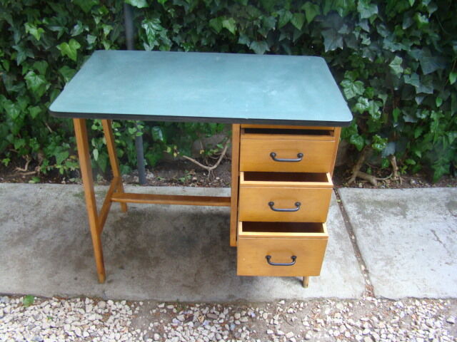 Children's Office vintage compass feet