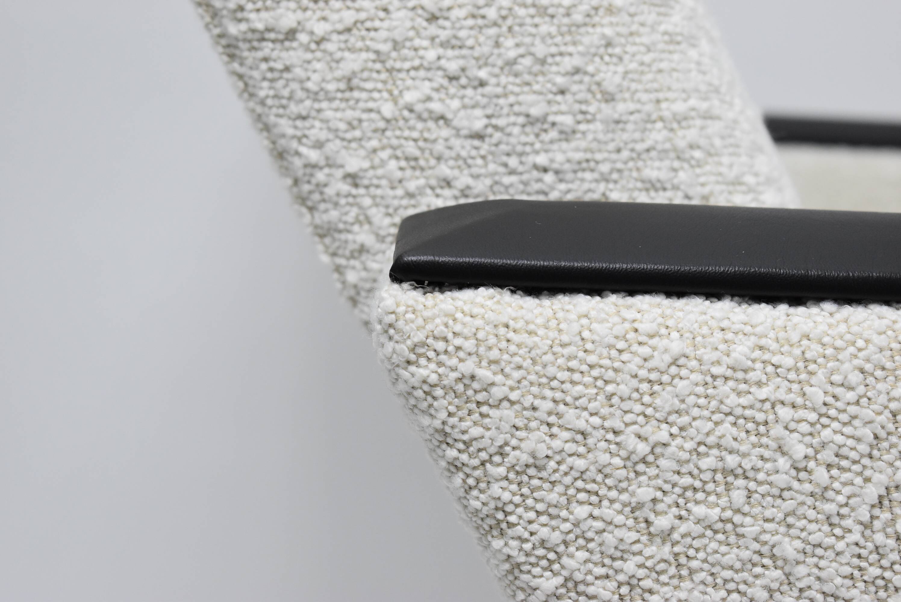 Vintage Deutsche Democratic Republic DDR, 60s, White Bouclé