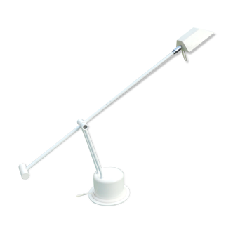 Massive swing desk lamp has two lights and a kneecap