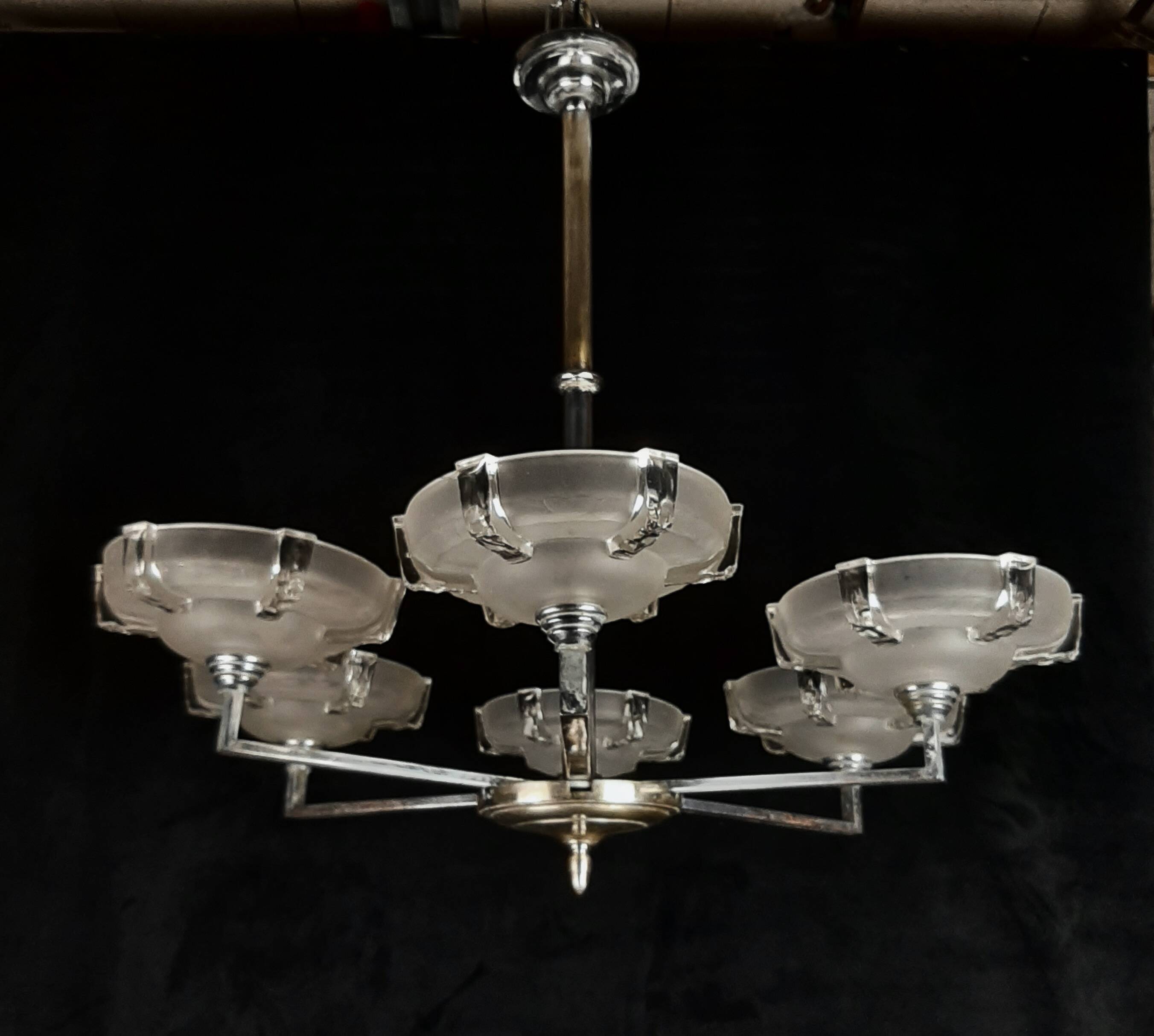 Ezan art deco chandelier