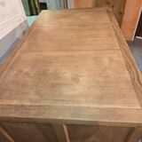 Pedestal desk