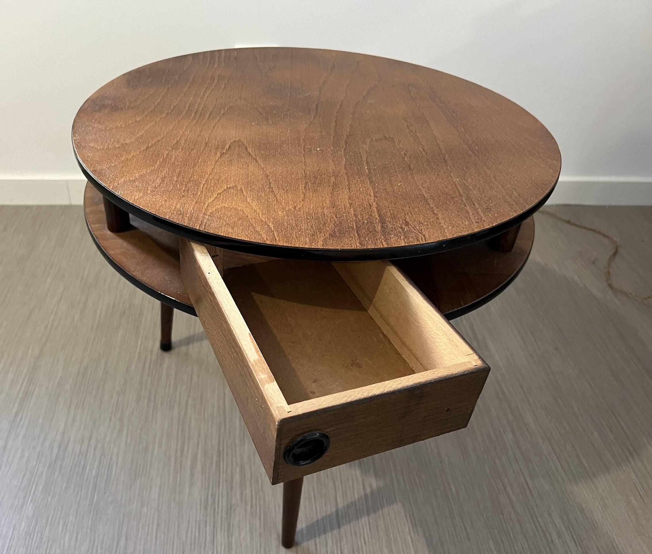 Vintage coffee table with drawers