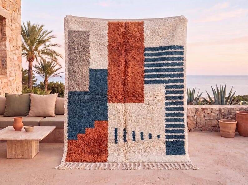Magnificent authentic traditional Berber rug handmade 150/250 cm.