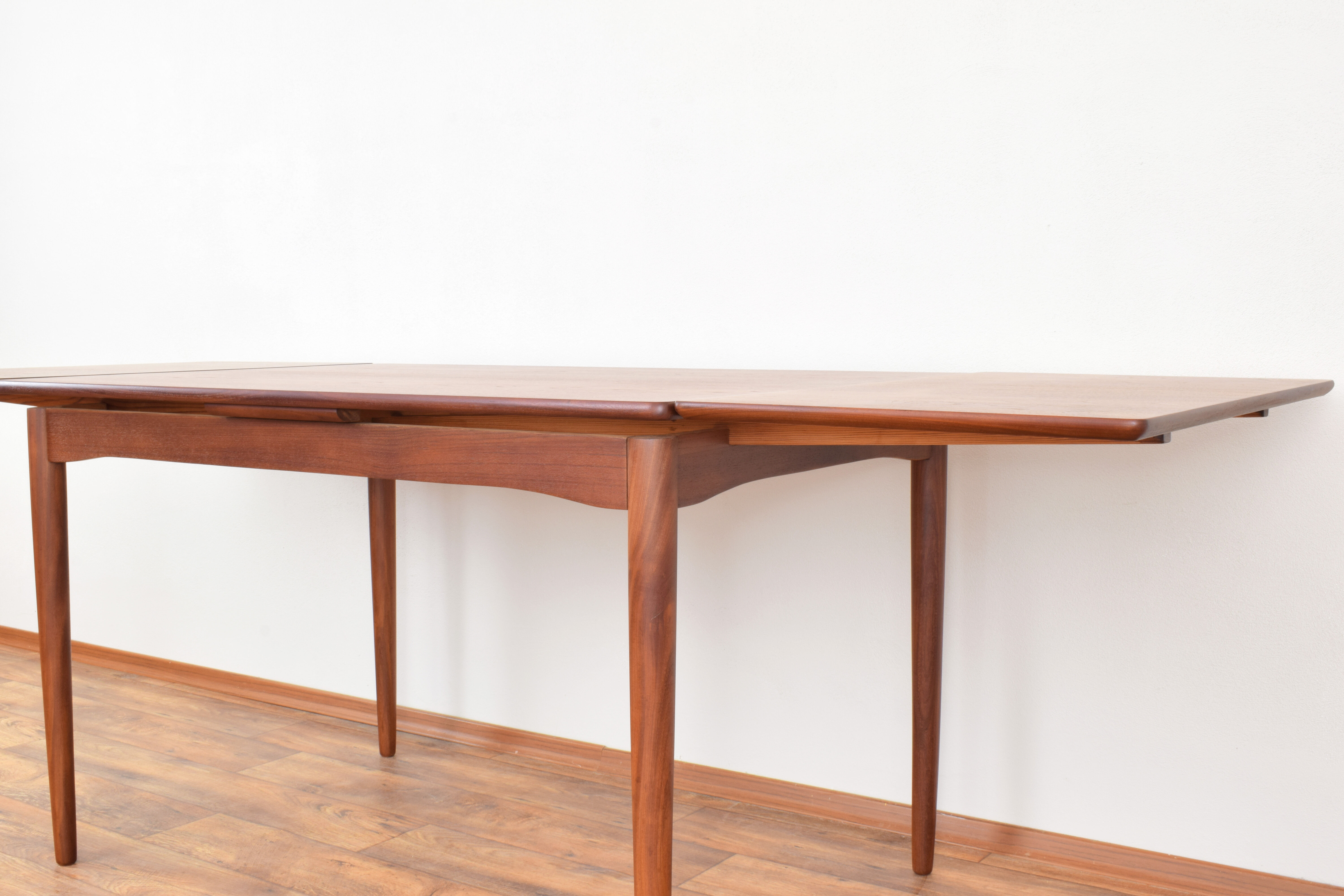 Mid-Century Danish Teak Extendable Dining Table, 1960s.