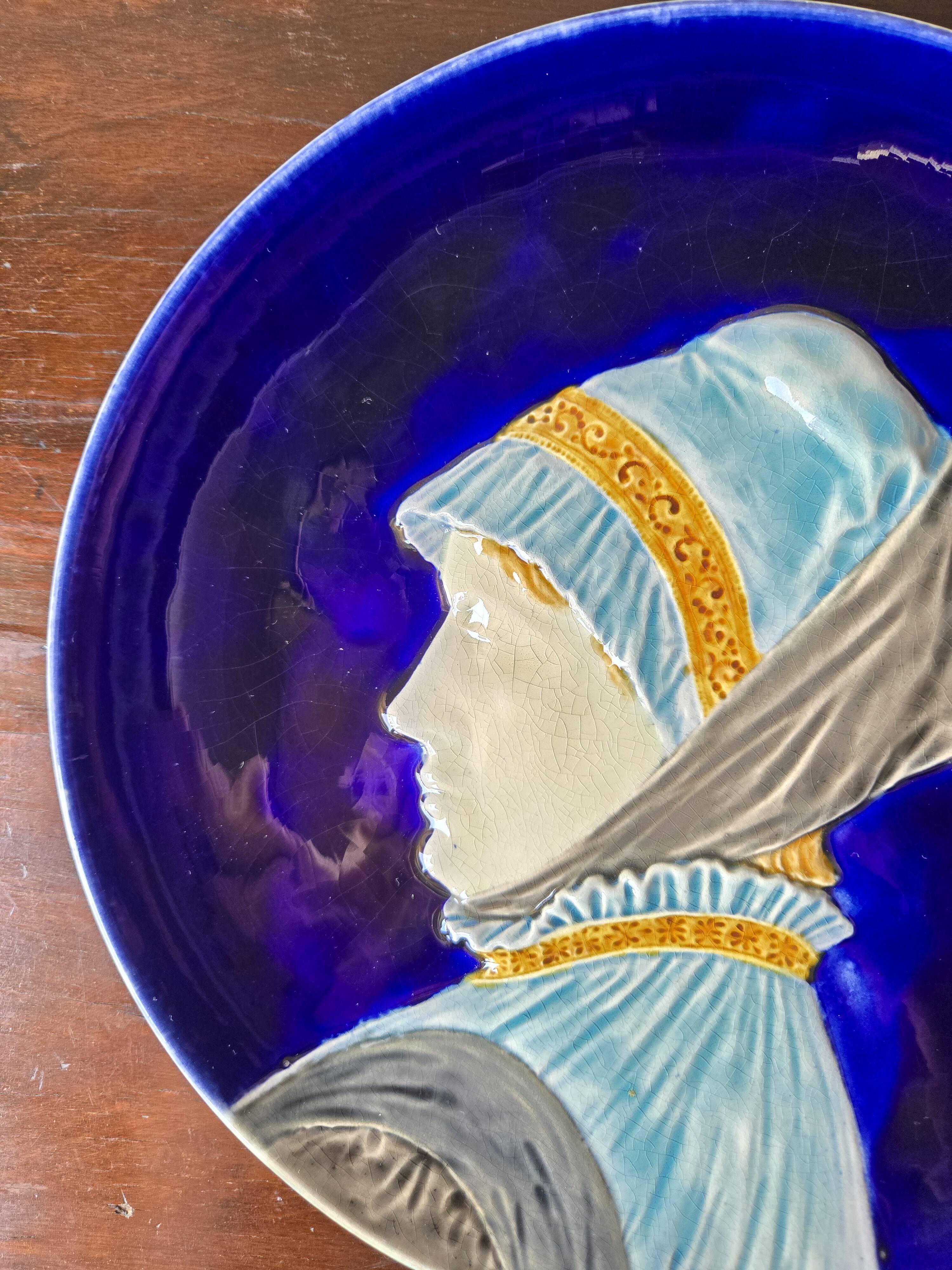 Majolica plate Sarreguemines no. 1174 (late 19th century)