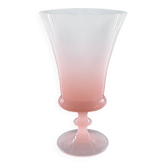 Vase en opaline rose