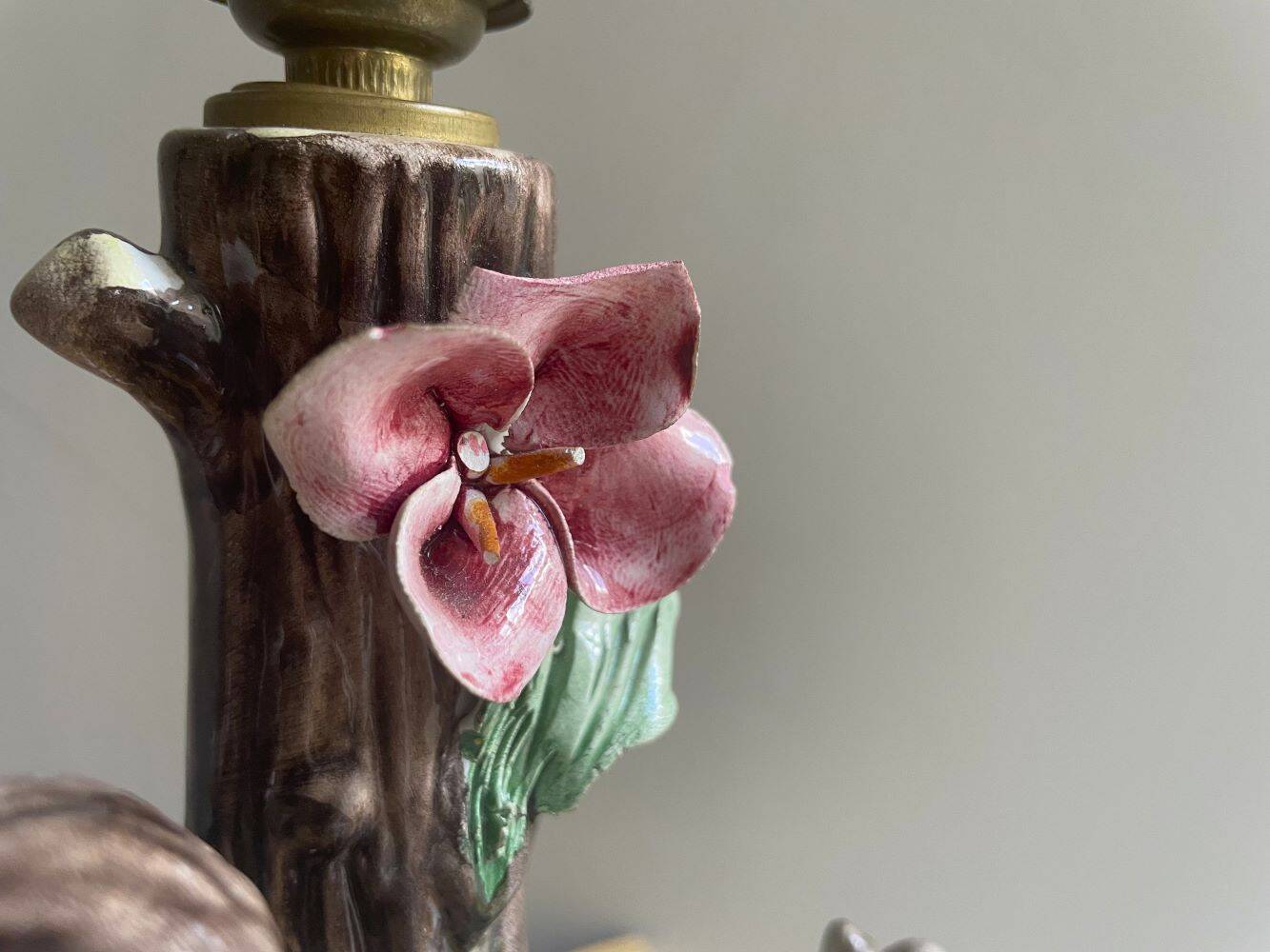 Paire de lampes de table en porcelaine italienne par Capodimonte.