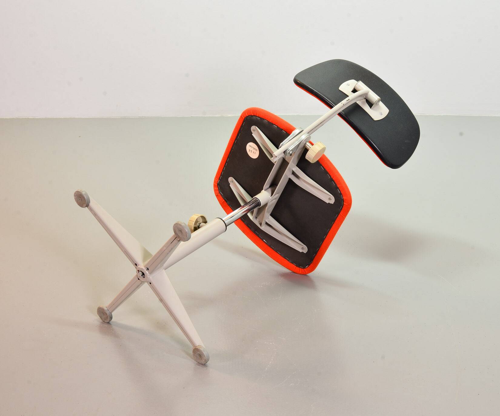 Ahrend De Cirkel Industrial Desk Chair with Orange Fabric Upholstery 1950s