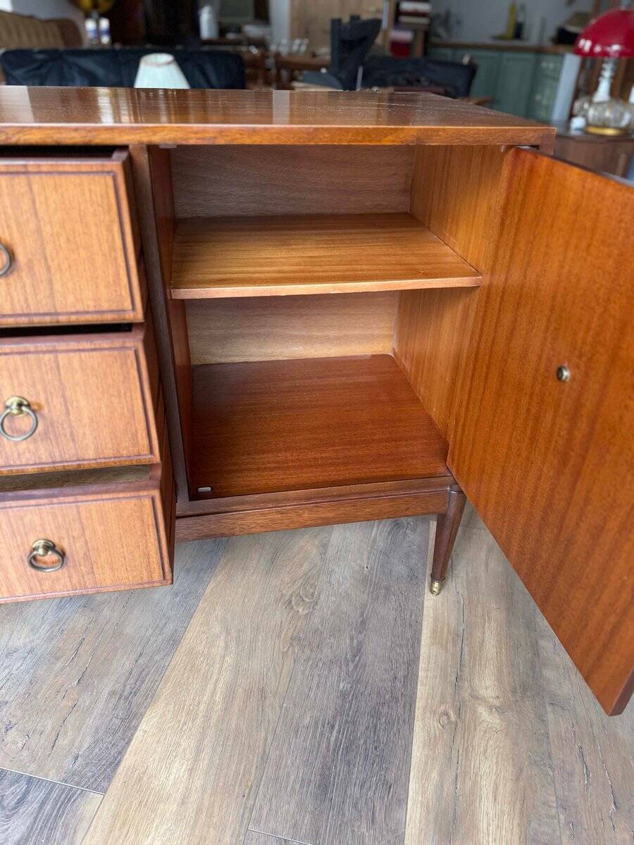 Vintage Greaves & Thomas brown teak enfilade, Mid-Century design from the 1960s.
